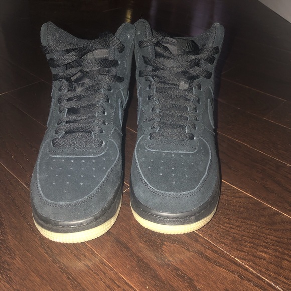 NIKE AIRFORCE 1 HIGH TOPS - Picture 2 of 3